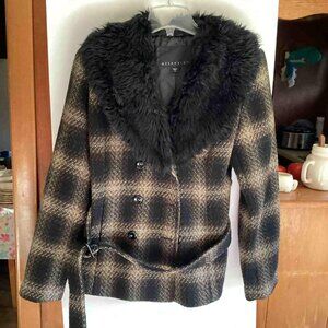 Attention Jacket/Coat